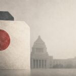 日本の国会議事堂のシルエットを背景に、二つの法案文書が重なる概念図。国旗損壊罪と国家情報会議設置法案の同時審議を象徴する編集イラスト。